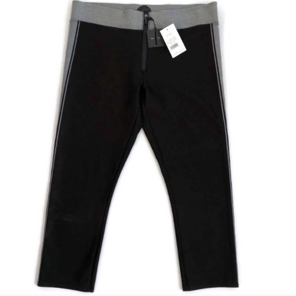 Black High-Waist Performance Cropped Leggings with Gray Waistband and Leg Stripe